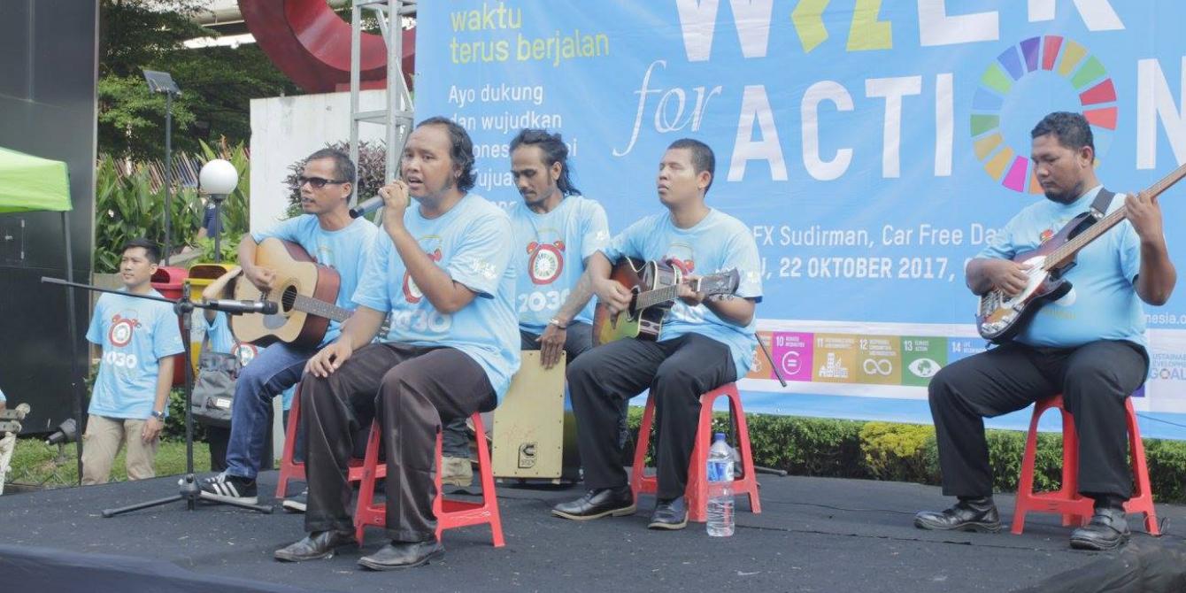 Musisi jalanan Musisi jalanan